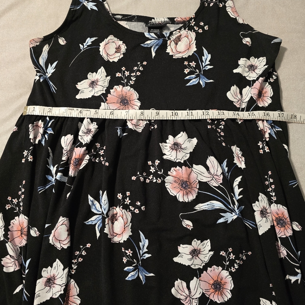 Torrid floral top - Picture 3 of 4